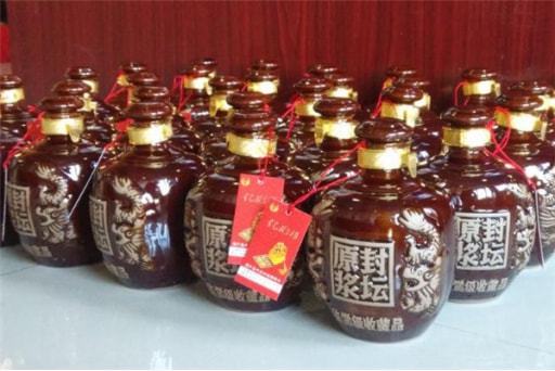 中国3个 失败 白酒,因包装差被当成差酒,却都是100 纯粮食酒