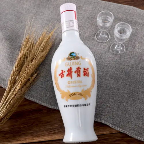 古井贡这一 瓷瓶白酒 ,其实是100 纯粮食酒,可惜很多人看不上